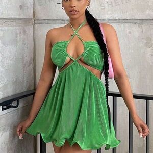 BACKLESS HALTER DRESS